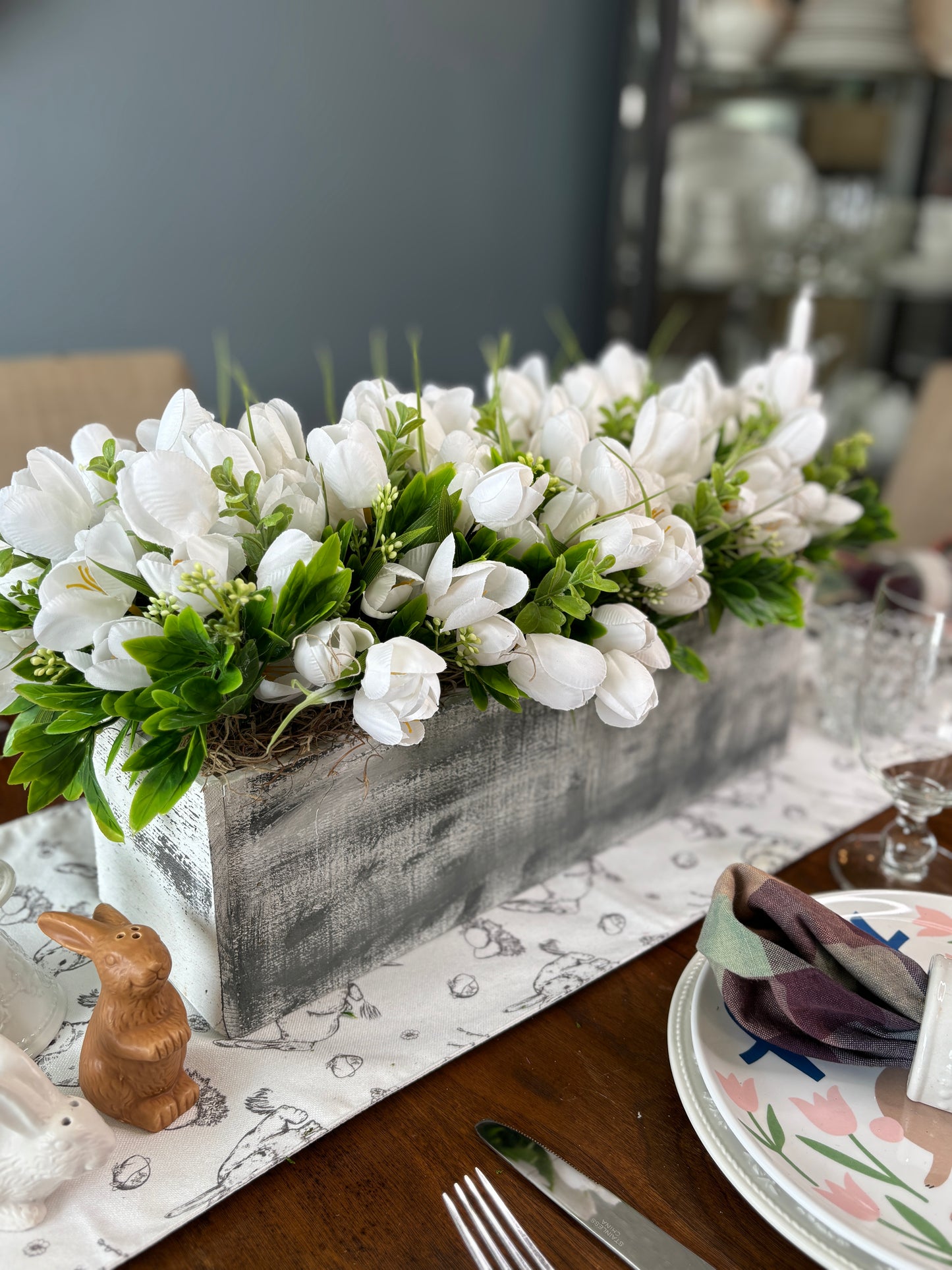 Farmhouse Spring Tulip Centerpiece
