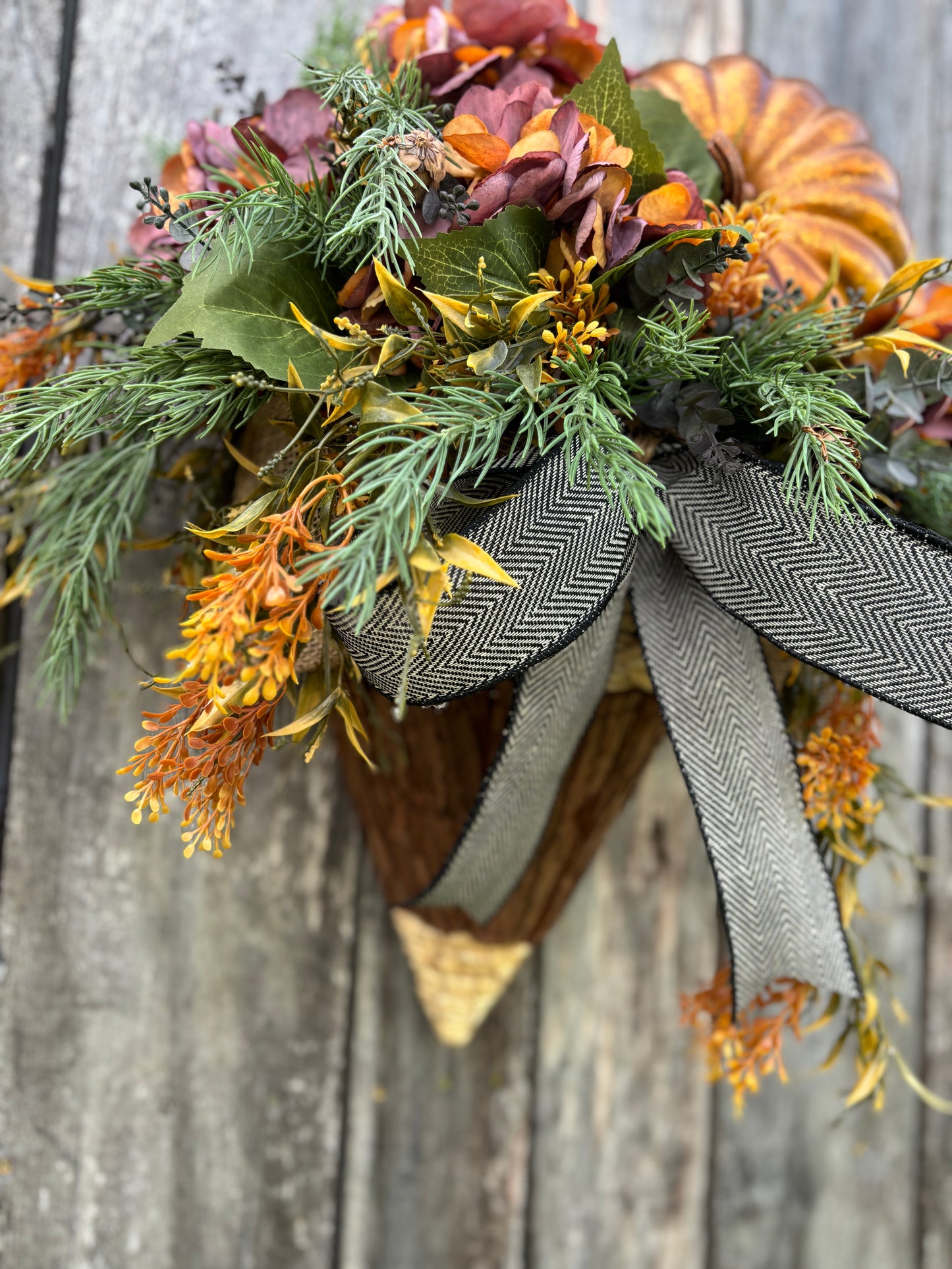 Saffron Wreath