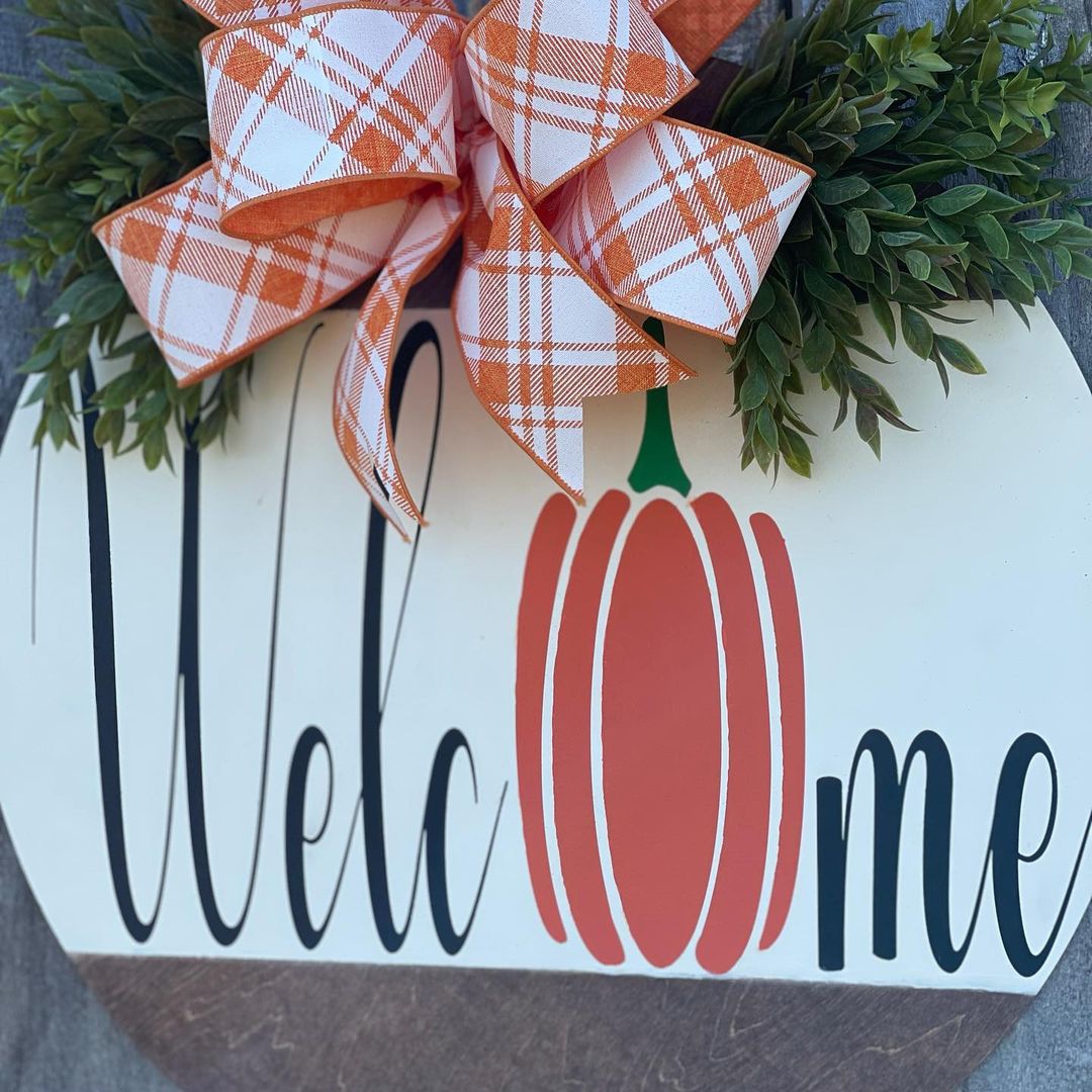 Welcome Pumpkin Sign