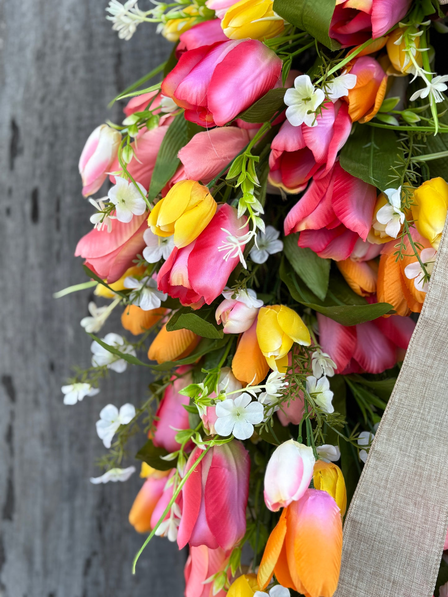 Tulip Kisses Wreath