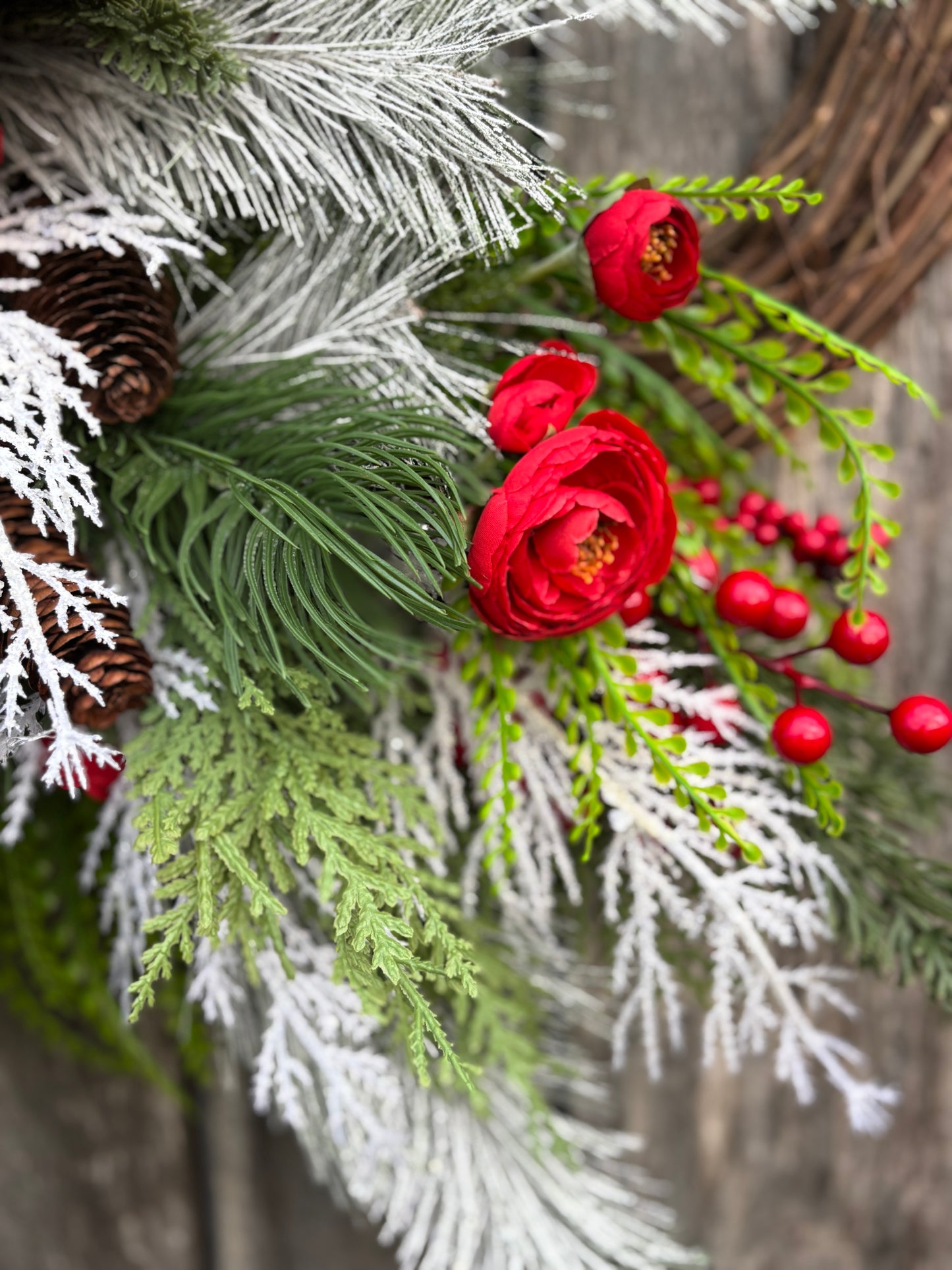 Frosted Elegance Wreath
