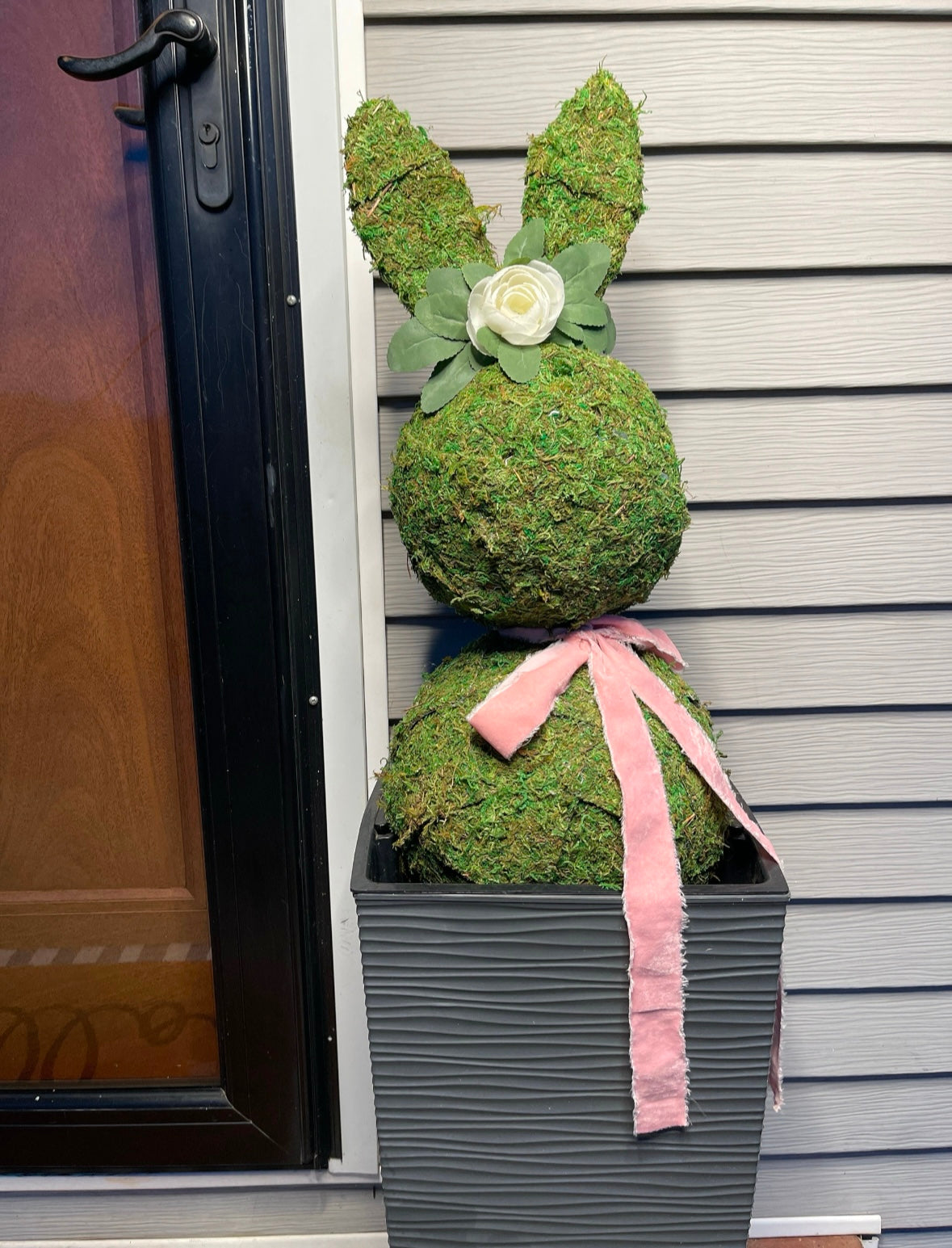 Hunny Bunny Topiary