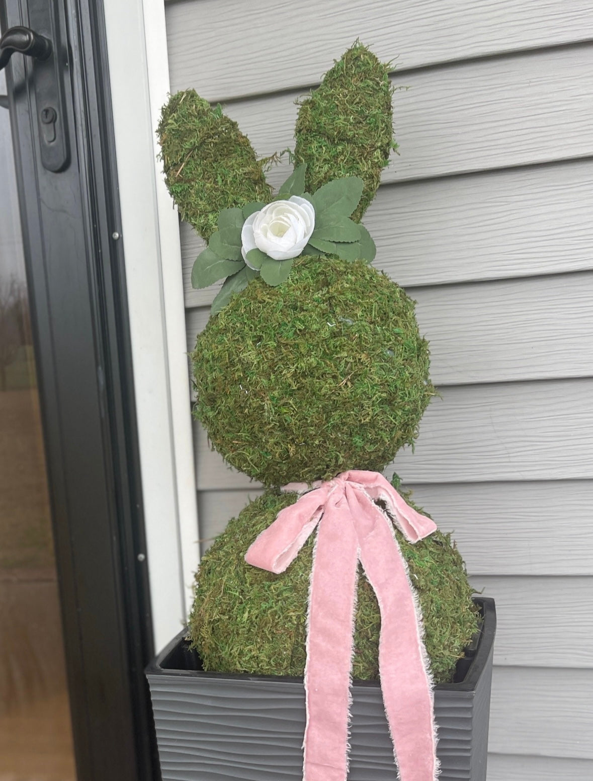 Hunny Bunny Topiary